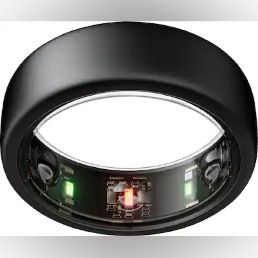 Oura Fitness Ring - Black stealth size 9 with silicone cover